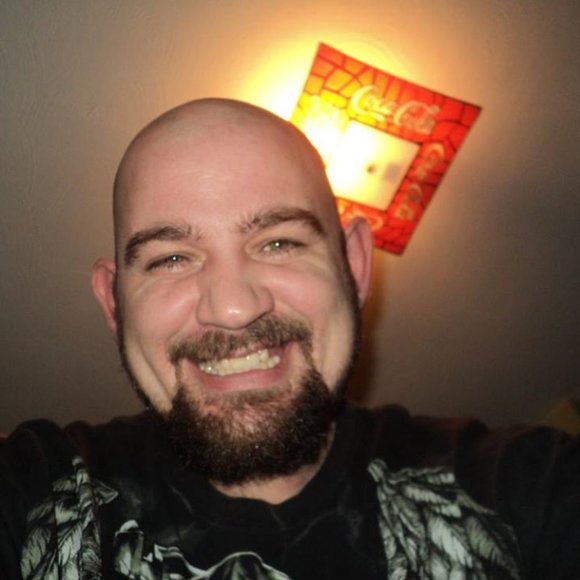 Meet your Posher, Nikki - Picture 2 of 5